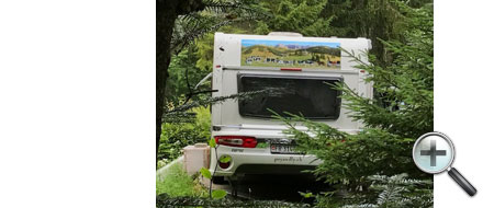 Poya sur bus camping