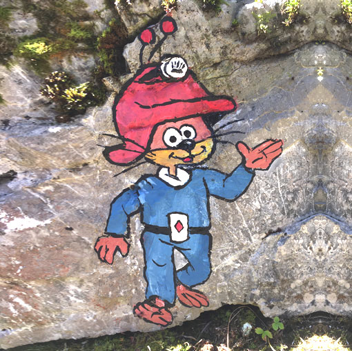Le Scrameustache, peinture sur rochers