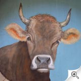 Vache sur fond bleu
