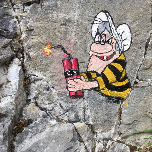 Ma Dalton, peinture sur rochers